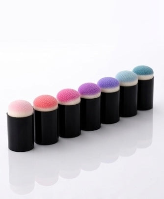 Éponge applicateur maquillage pour pochoir et dégradés, accessoire face painting pro chez MagicFace.