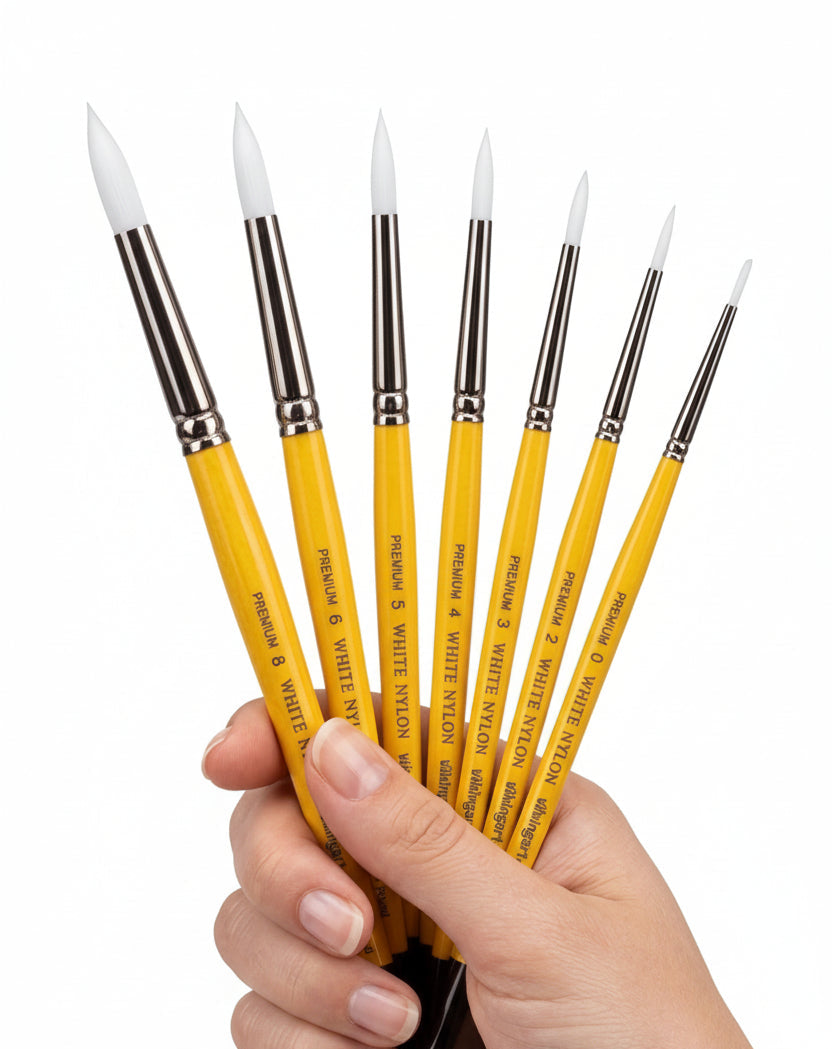 Pinceaux Kingart, parfaits pour le facepainting, les tracés de lignes et les gouttes.