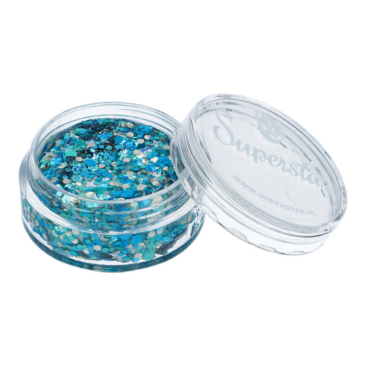 Paillettes en crème Chunky Glitter Superstar ice queen, mélange de paillettes bleues et holographiques de différentes tailles pour maquillage festif.