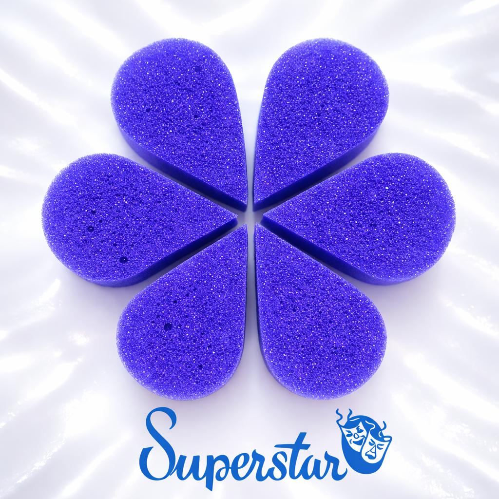 L'éponge papillon Superstar ECO est un accessoire indispensable pour tous les artistes de face painting. Parfait pour la technique du One stroke. A utiliser sur les gros Split cakes.