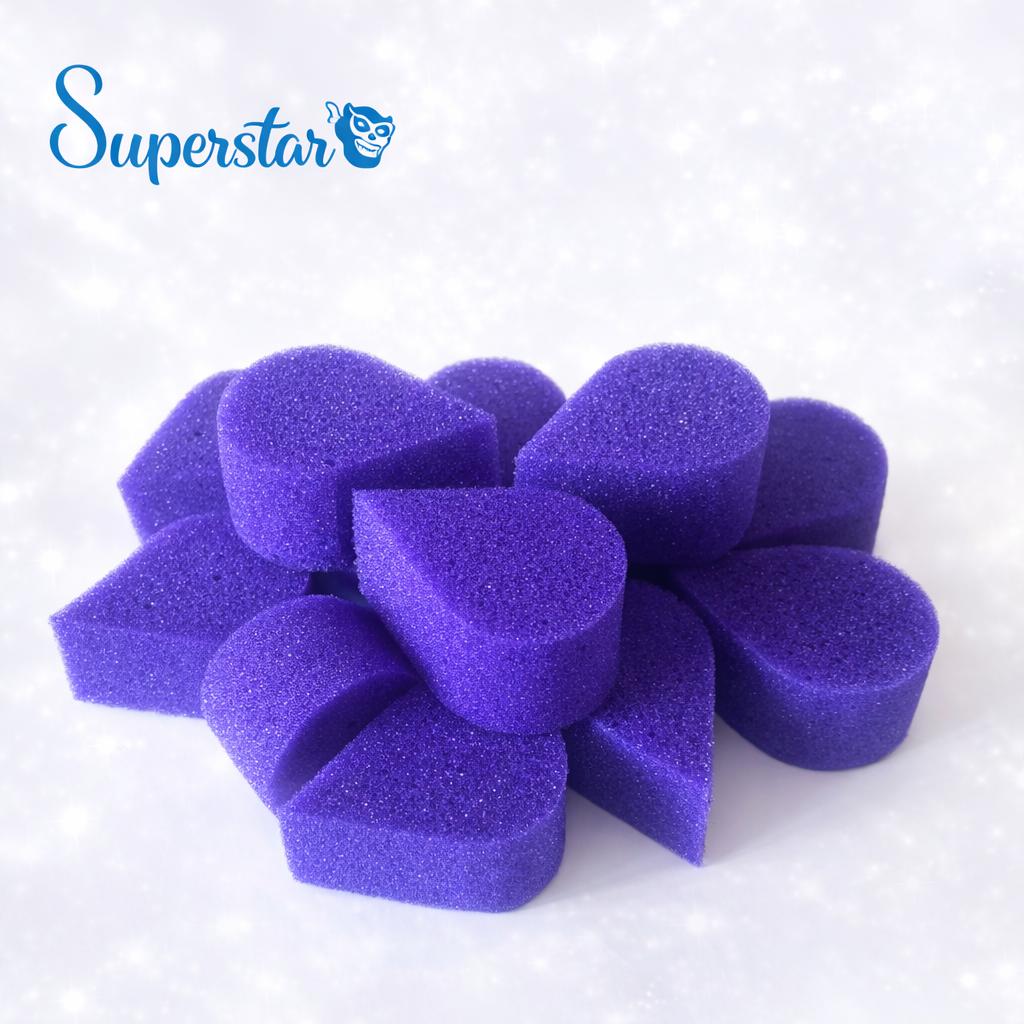 L'éponge papillon Superstar ECO est un accessoire indispensable pour tous les artistes de face painting. Parfait pour la technique du One stroke. A utiliser sur les gros Split cakes.