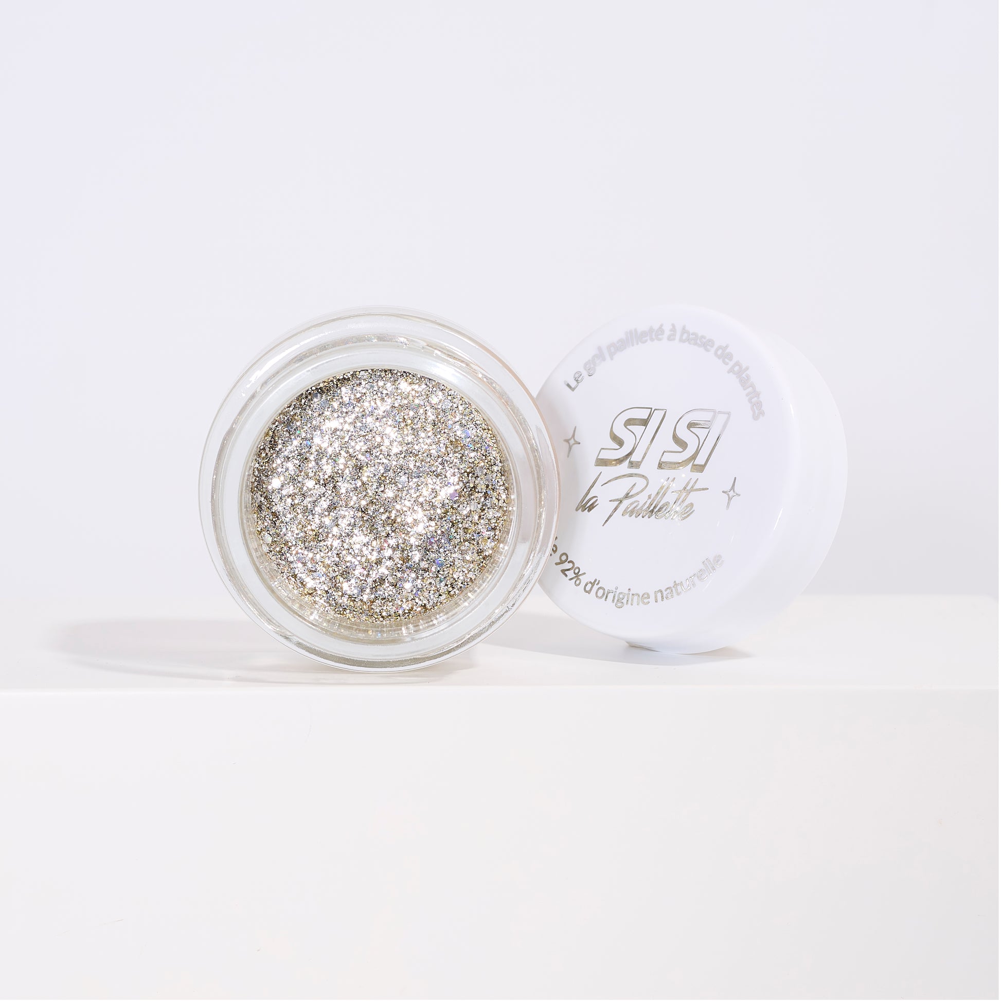 Gel Pailleté biodégradable Runway SiSi La Paillette, contenant des paillettes brillantes et fines dans un mélange doré et argenté.